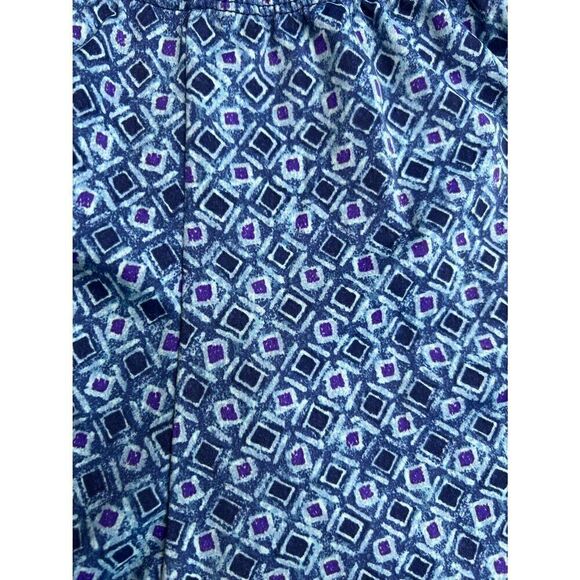 3/$15 or 5/$20 Lands’ End size small (6-8) high rise nylon elastic shorts - Picture 3 of 8